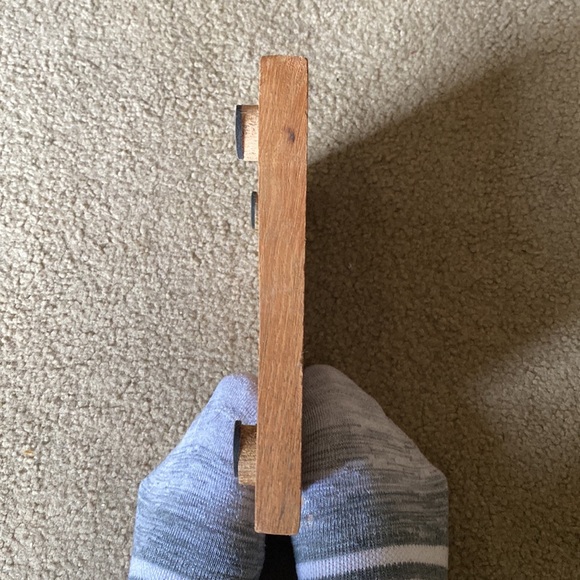 Ribbed Wooden Riser - Picture 4 of 4